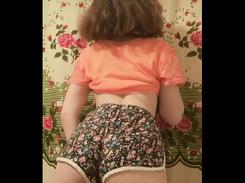 ❤️ Garota jovem e sexy tirando seus shorts da câmera ❤❌ Sexo superior em nós pt-br.mobilecric.top